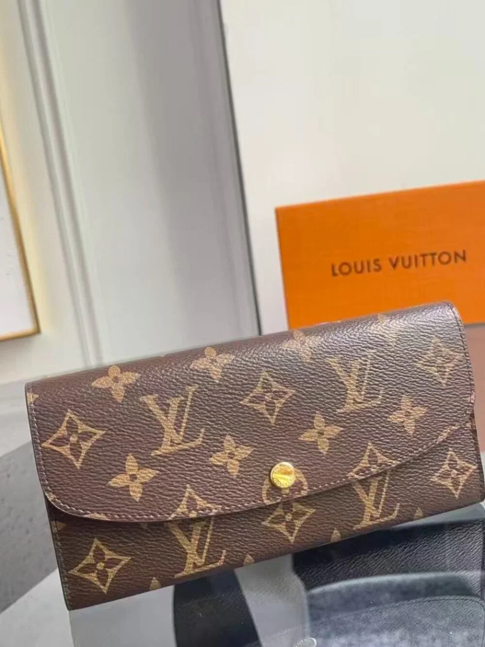 Louis Vuitton Wallet Womens Brown Monogram Canvas Orange Zip Around France Logo